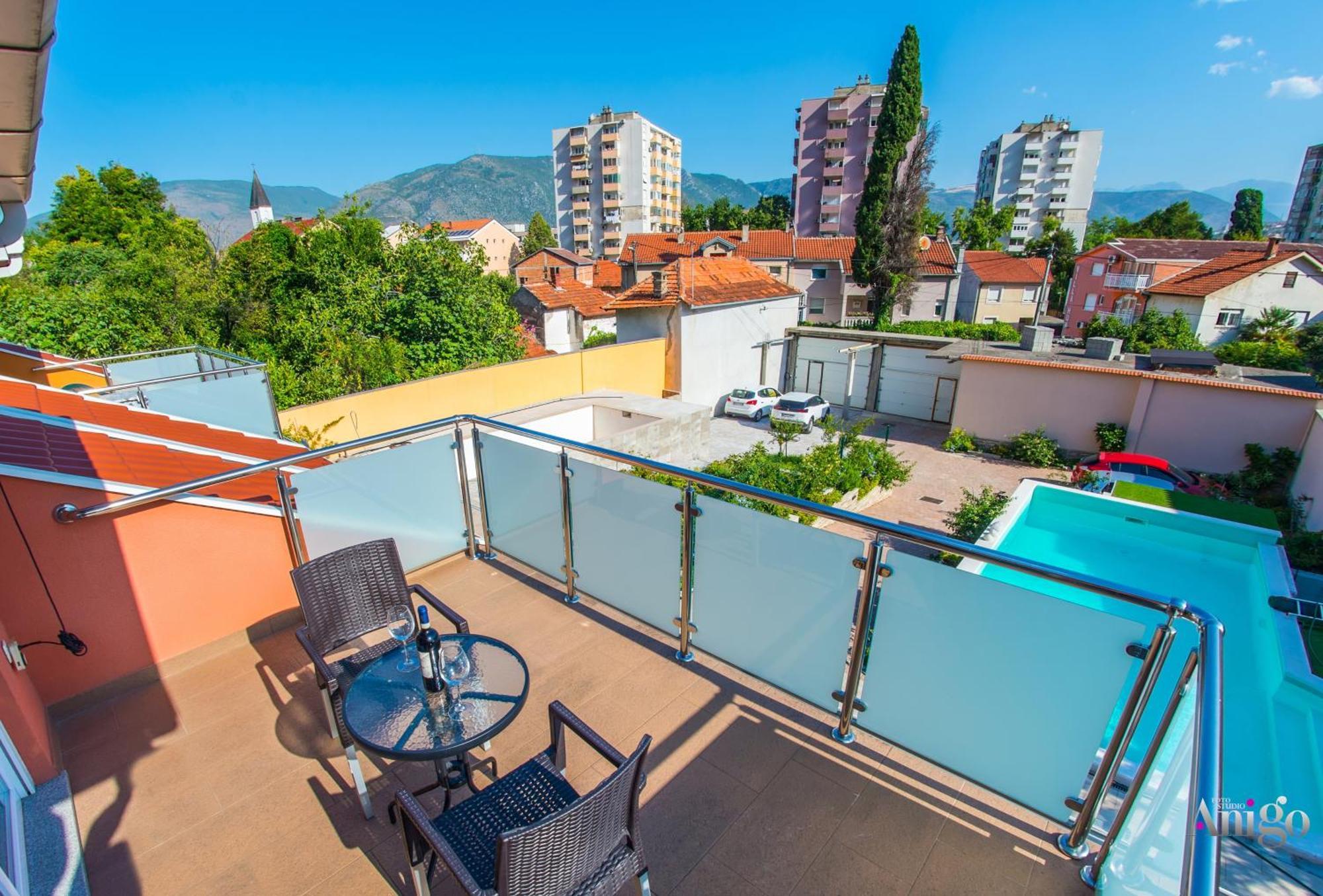 Apartments Enigma - With Private Parking Mostar Eksteriør bilde
