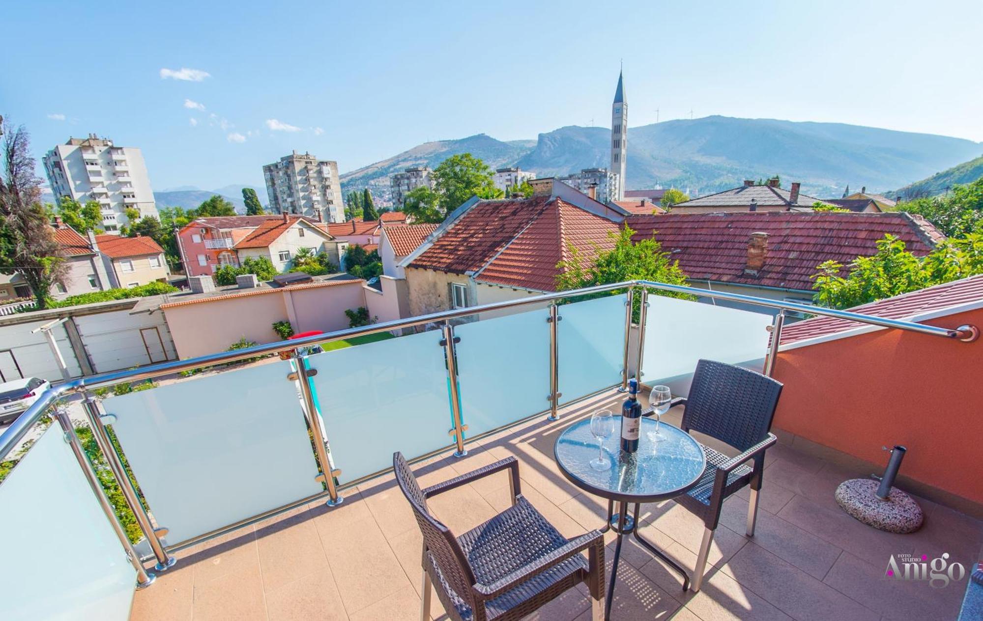 Apartments Enigma - With Private Parking Mostar Eksteriør bilde